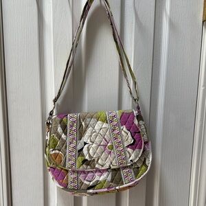 Vera Bradley Like New Quilted Shoulder Bag - Multicolor